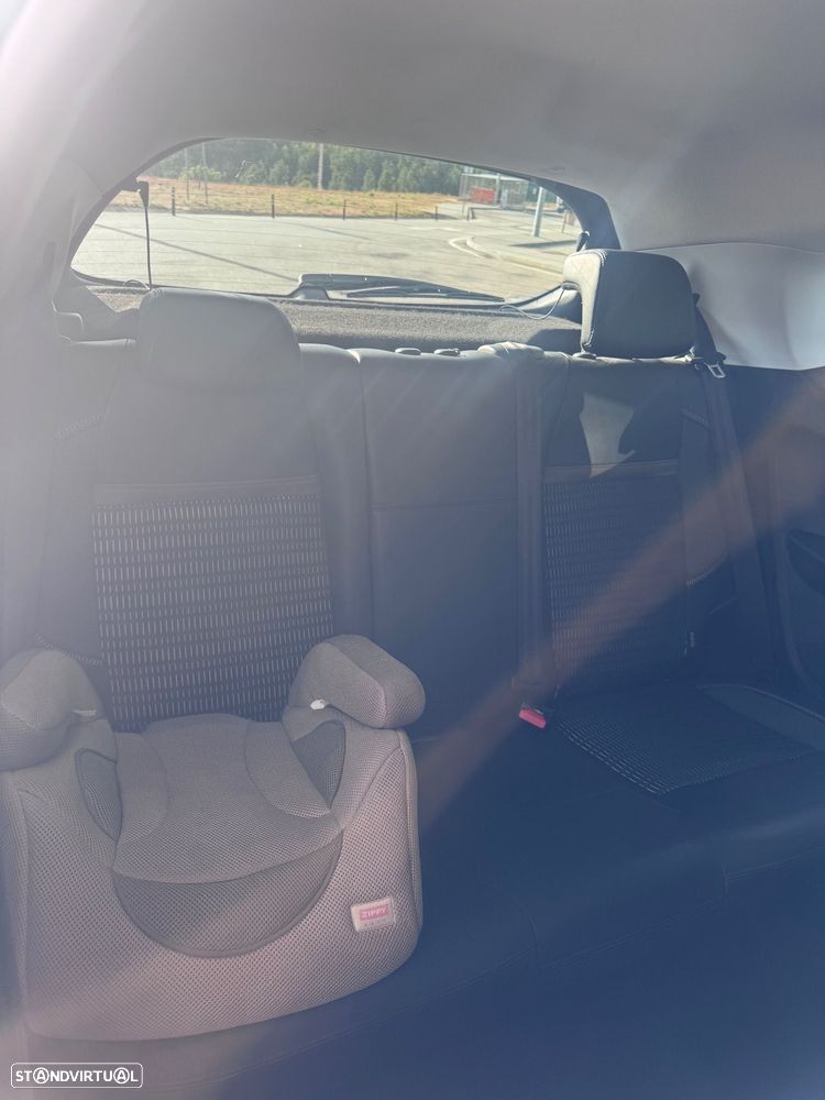 Peugeot 208 82 PureTech Style - 6
