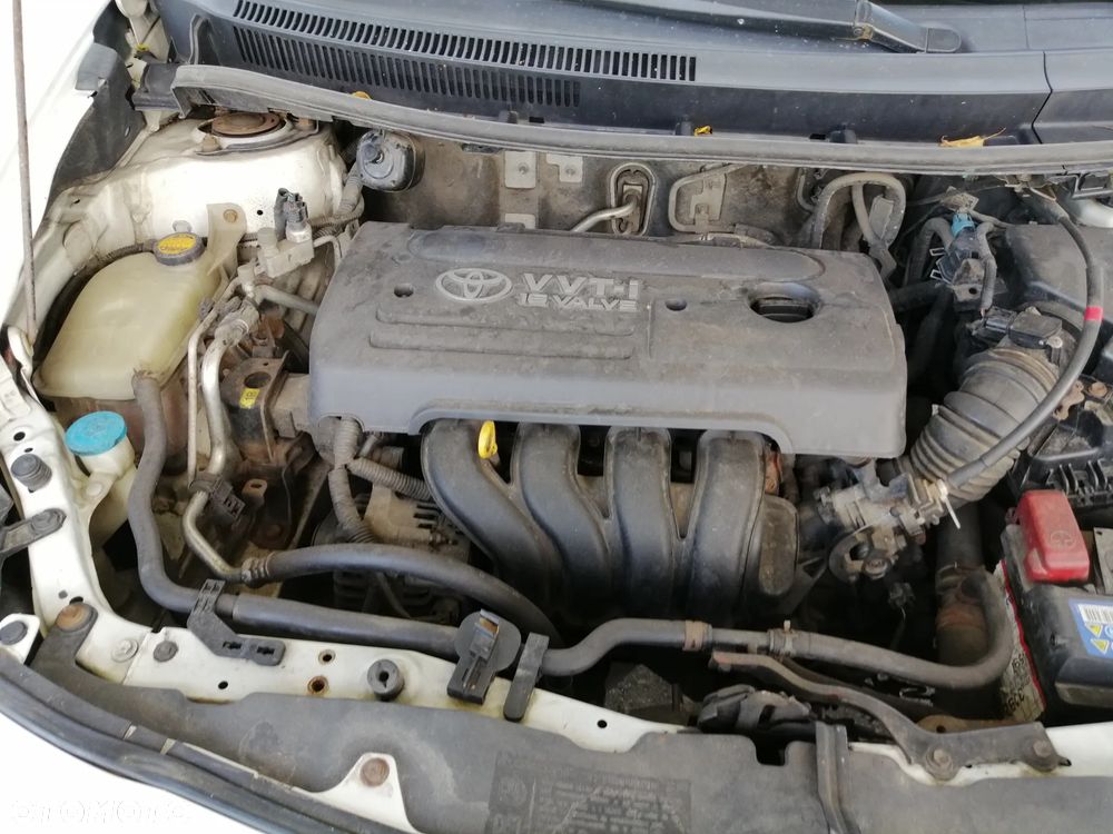 Toyota Auris 1.4 VVT-i Luna - 19