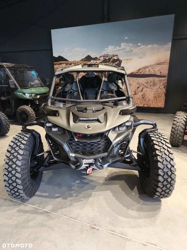 Can-Am Maverick - 3
