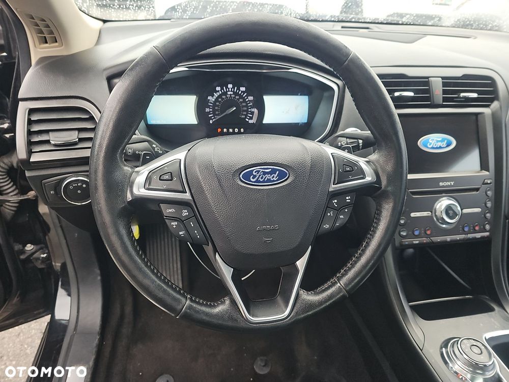 Ford Fusion 2.0 EcoBoost Titanium - 6