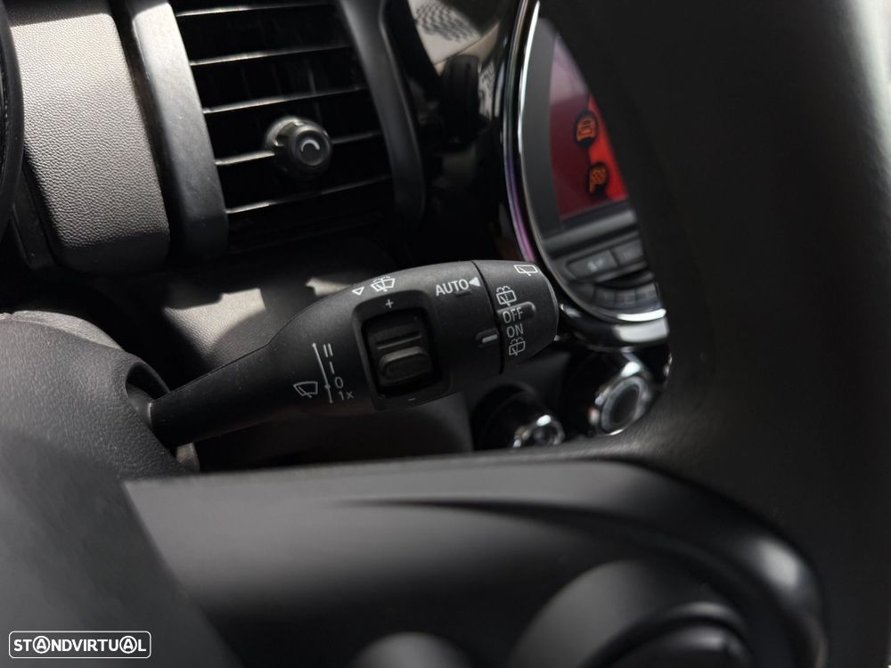 MINI 3 Portas One D - 20