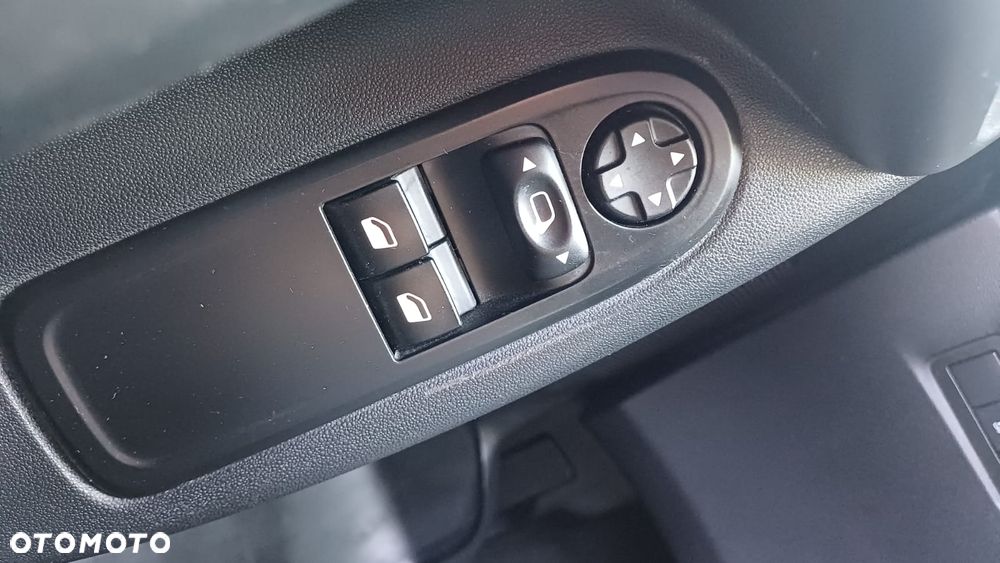 Citroën C3 Pure Tech (VTi) 68 Attraction - 24