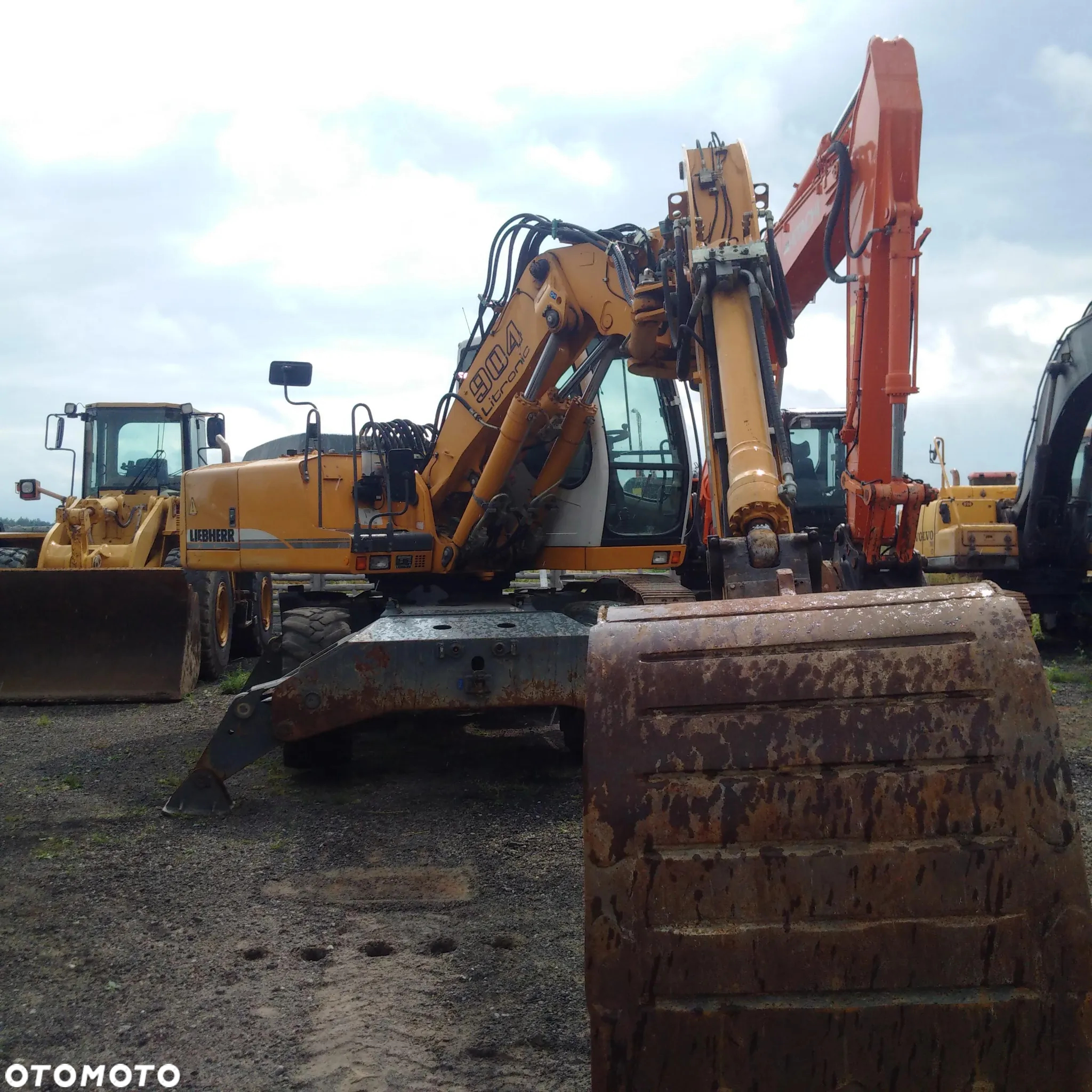 Liebherr 904 - 10