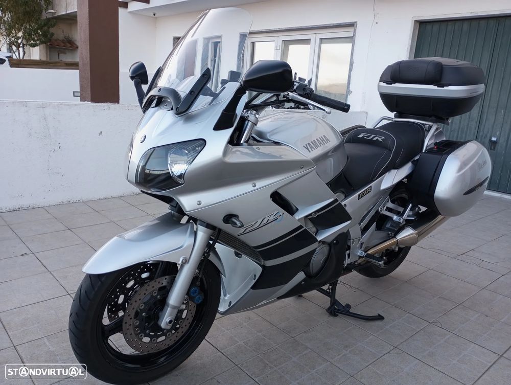 Yamaha FJR - 10