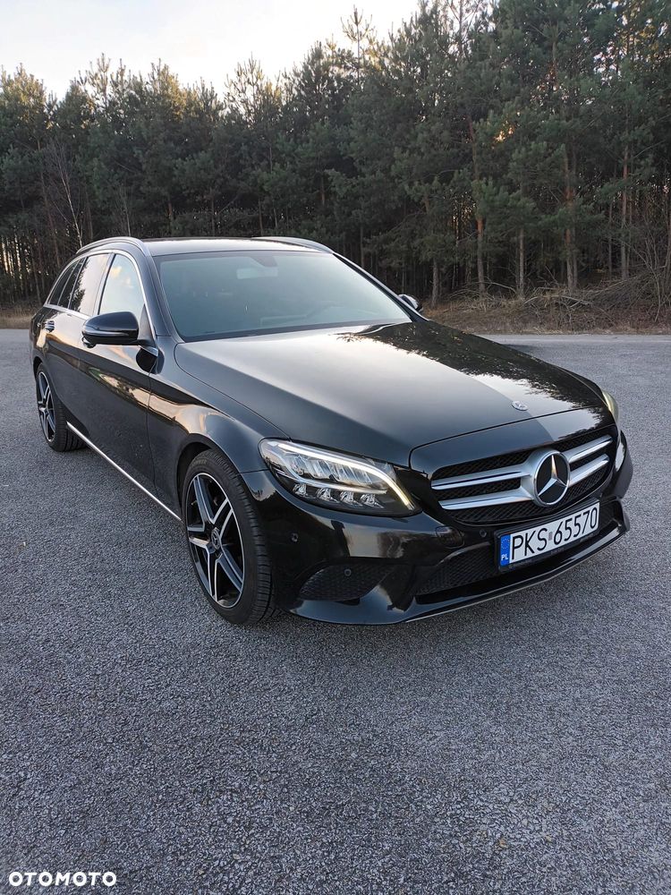 Mercedes-Benz C-Class 2019 photo 2