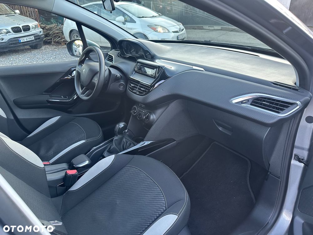 Peugeot 2008 PureTech 82 Access - 15