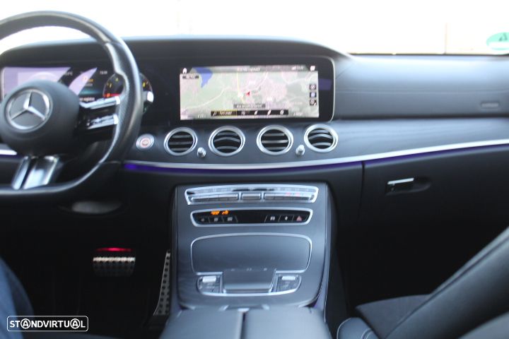 Mercedes-Benz E 300 - 43