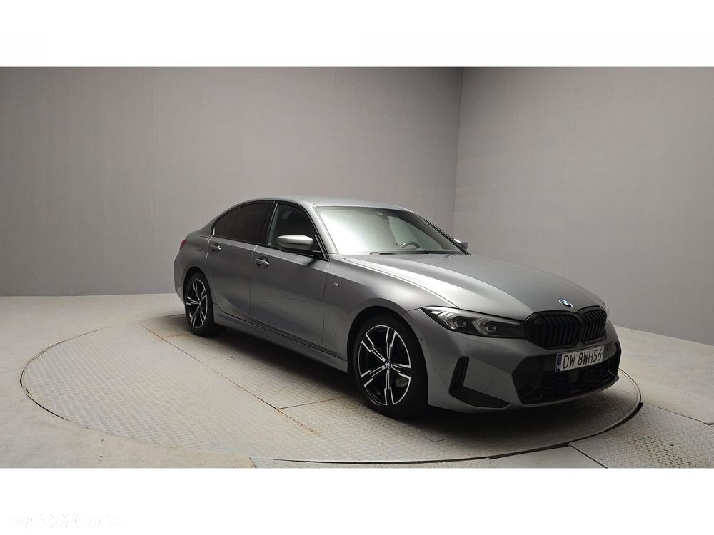 BMW Seria 3 320d xDrive mHEV M Sport - 7