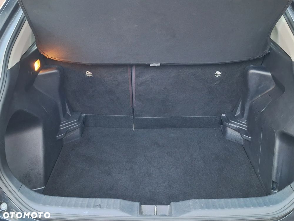 Toyota Yaris Cross - 16