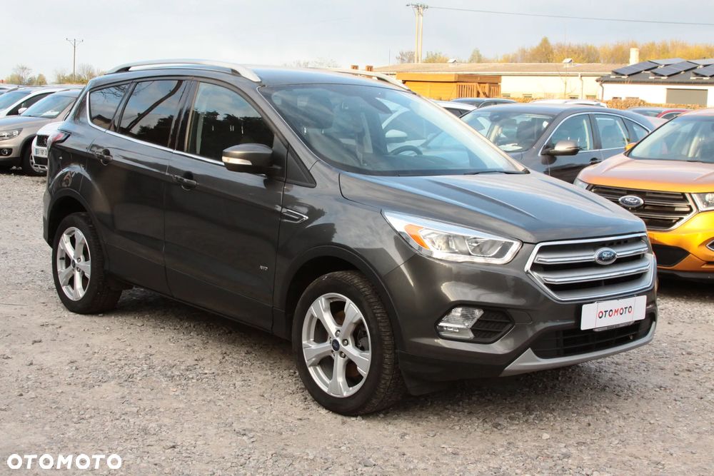 Ford Kuga 2.0 TDCi 4x4 Titanium - 4