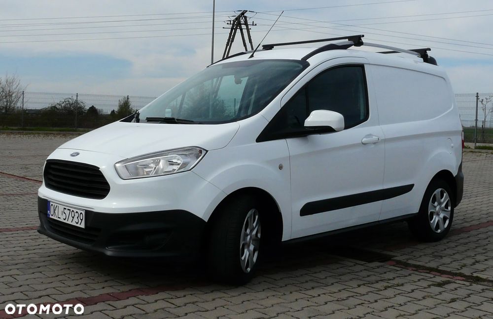 Ford Transit Courier - 1