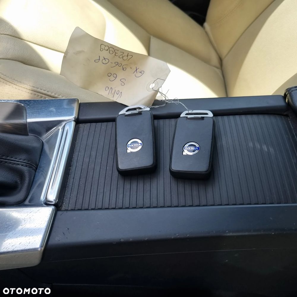 Volvo S60 D2 Momentum - 9