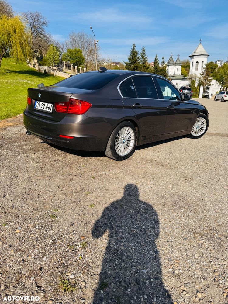 BMW Seria 3 318d - 3