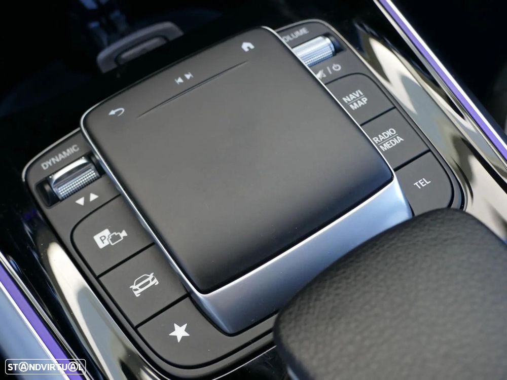 Mercedes-Benz B 250 e AMG Line - 25