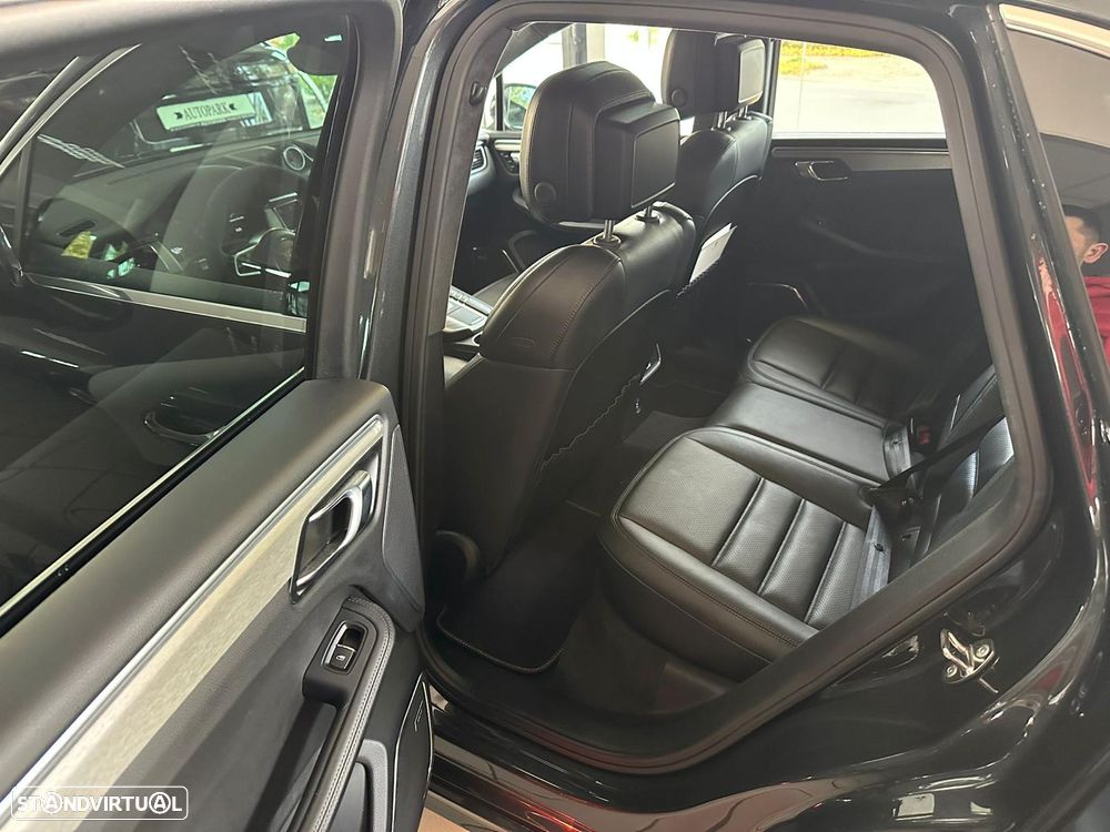 Porsche Macan Turbo - 7