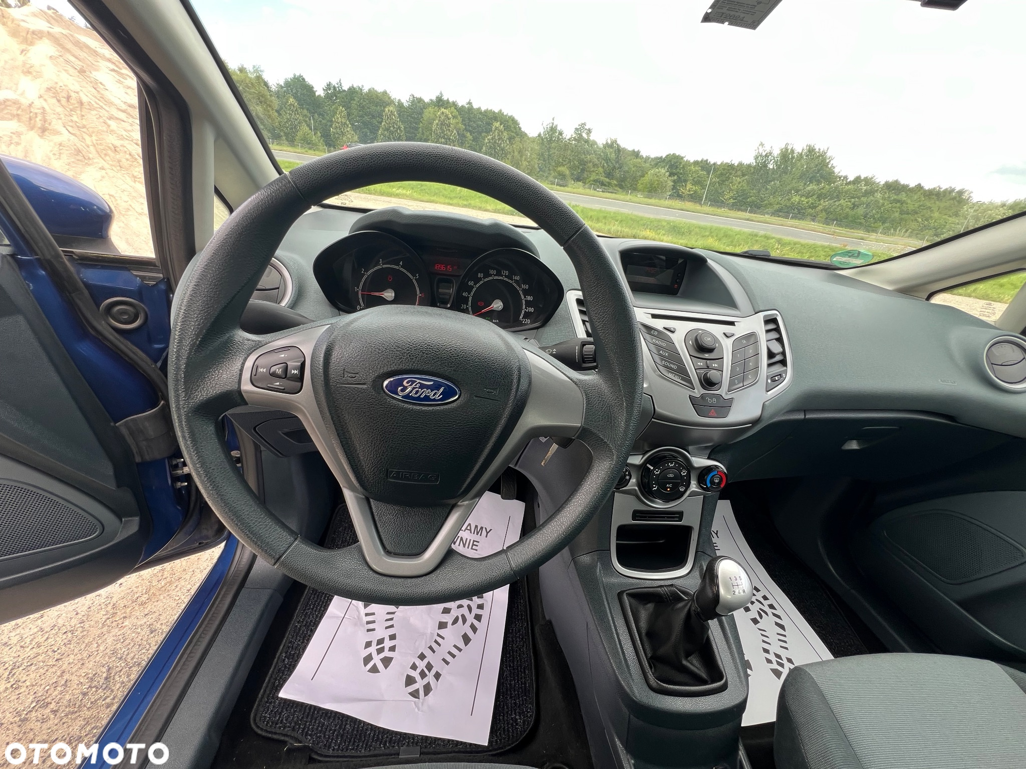 Ford Fiesta 1.25 Champions Edition - 33