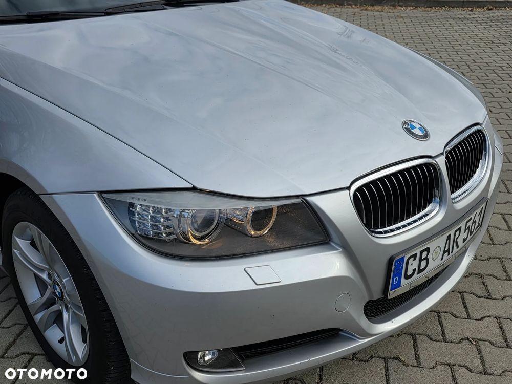 BMW Seria 3 318d DPF Edition Exclusive - 12