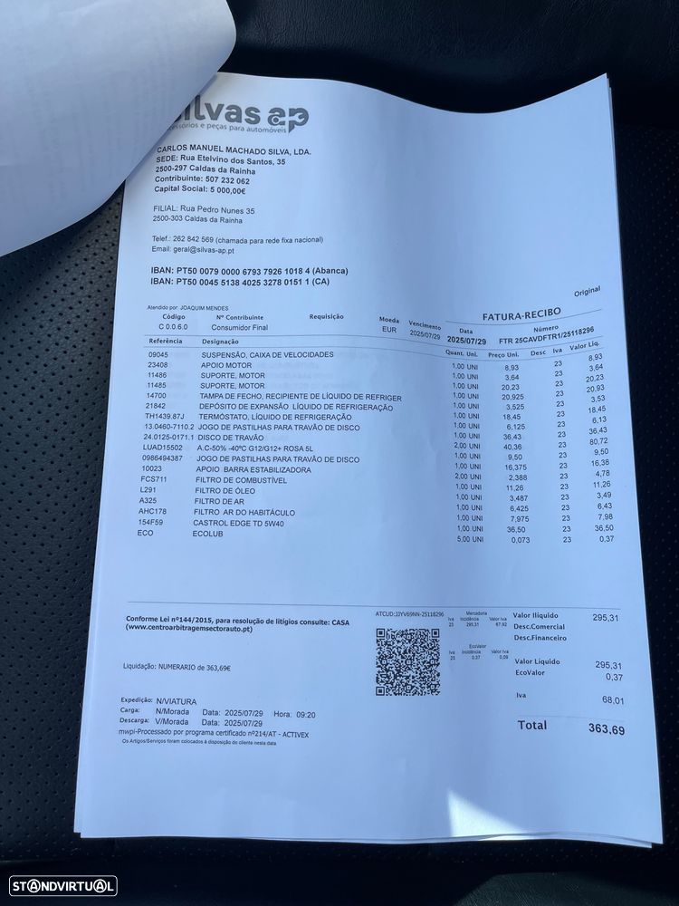 VW Passat 1.9 TDi Highline - 24