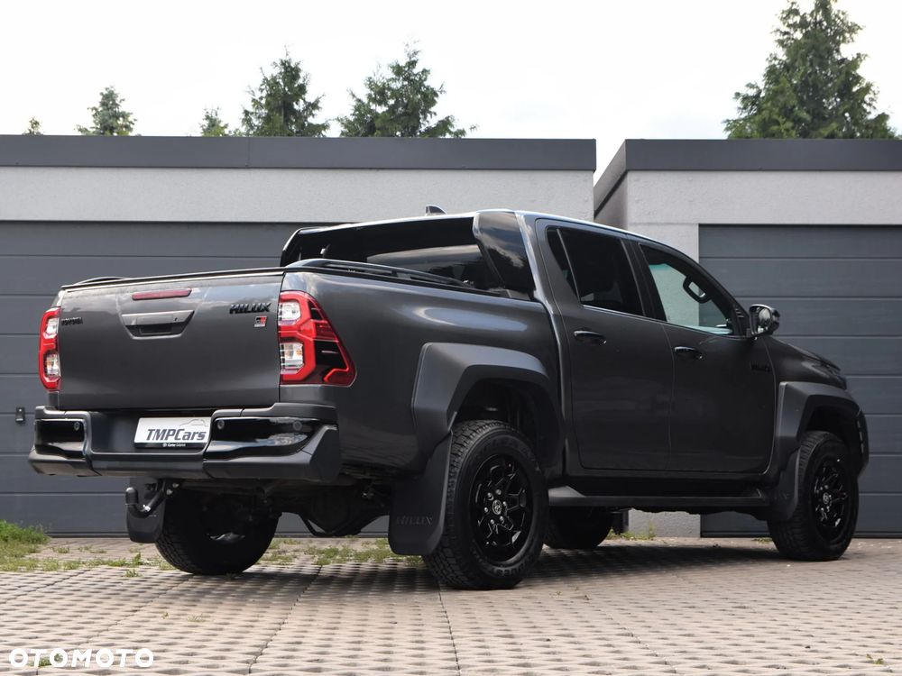 Toyota Hilux 2.8 D-4D Double Cab GR Sport II 4x4 - 5