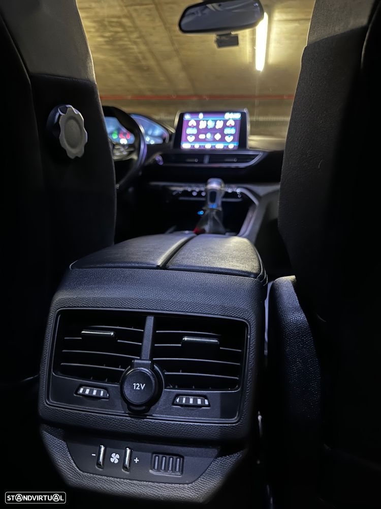 Peugeot 5008 1.5 BlueHDi Style - 20