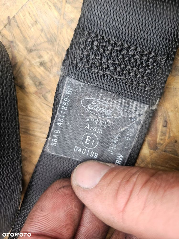 Pas bezpieczeństwa lewy prawy tył komplet 98AB-A611B68-BP Ford Focus Mk1 - 2