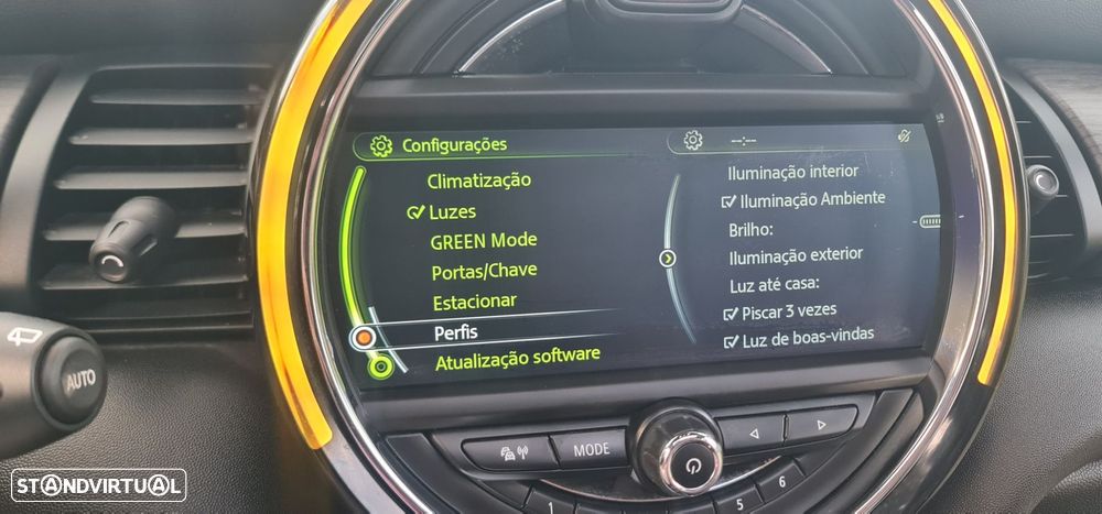 MINI 3 Portas Cooper D - 16