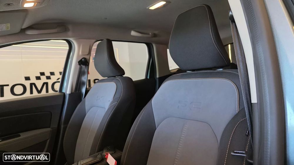 Dacia Duster 1.3 TCe Extreme EDC - 39