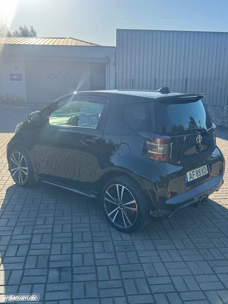 Toyota iQ 1.4 D-4D 2 EP+NAVI+Bluetooth - 5