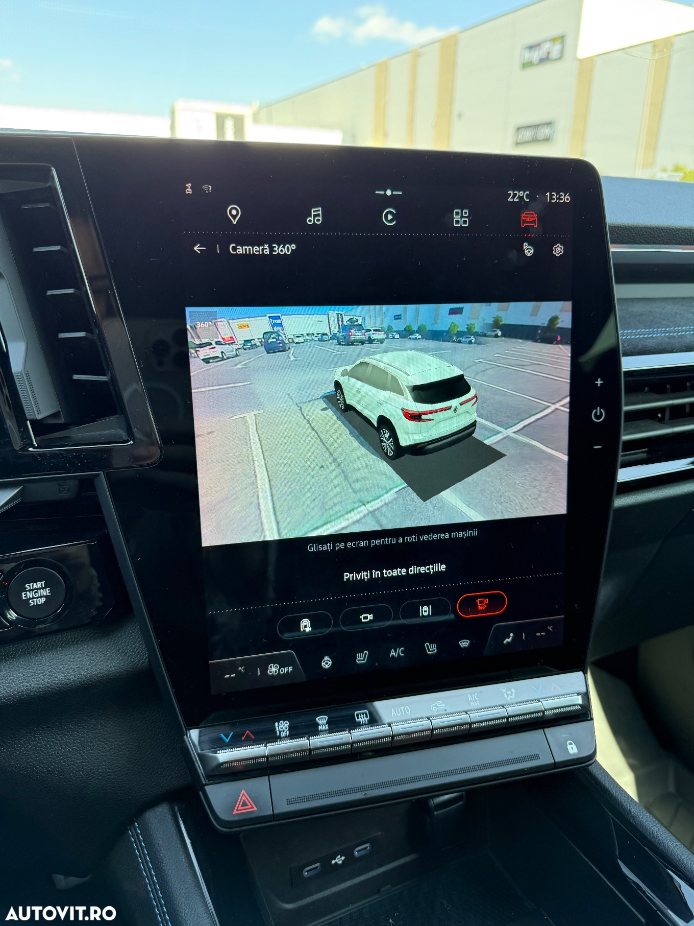 Renault Austral E-Tech Full Hybrid 200 Iconic - 13