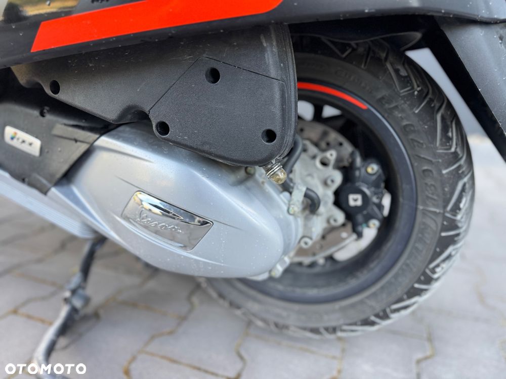 Vespa GTS - 14