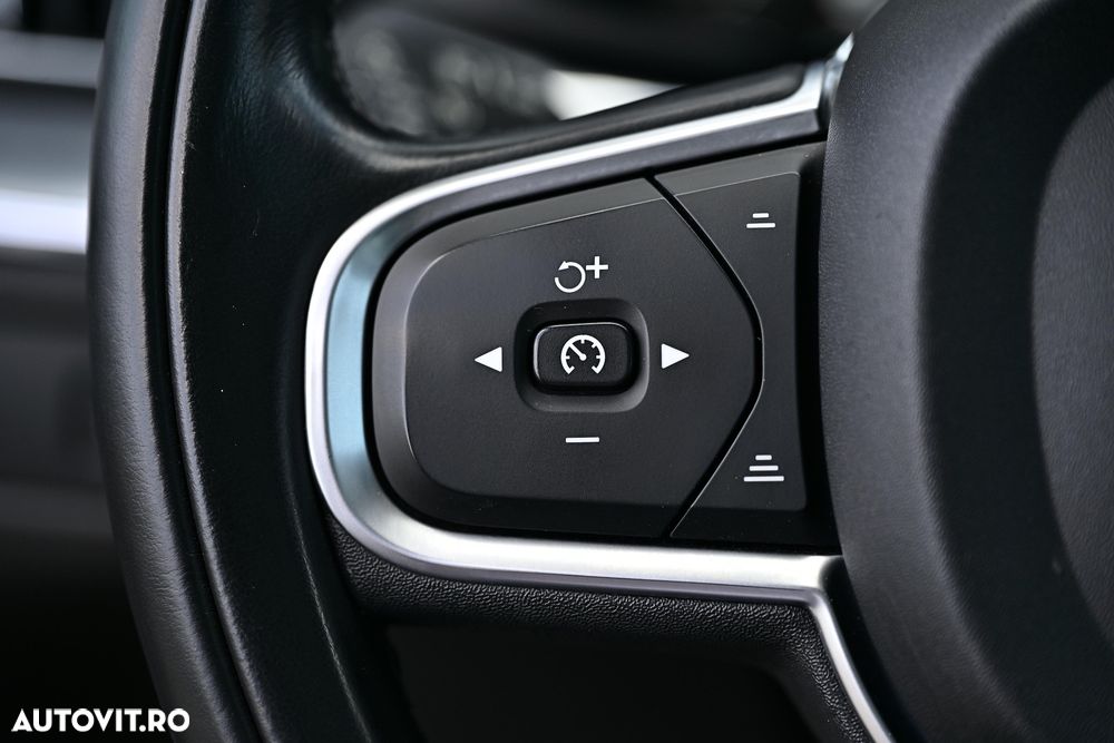 Volvo XC 60 - 28