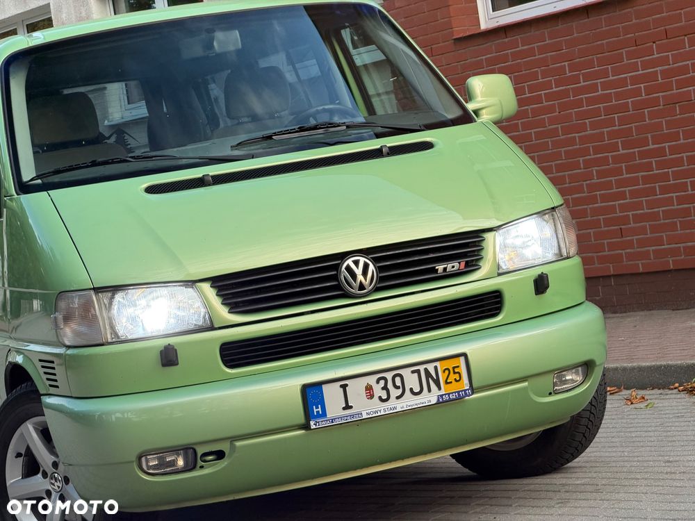 Volkswagen Multivan - 40
