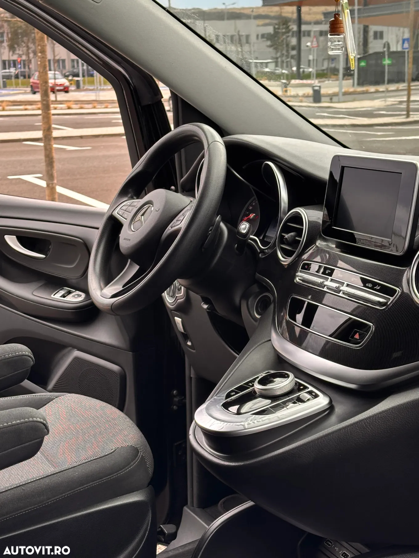 Mercedes-Benz V 220 d extralang 7G-TRONIC SCORE - 2