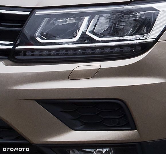 Zaślepka spryskiwacza VW TIGUAN 2015- 2018 KOLORY - 3