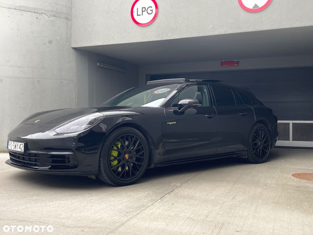 Porsche Panamera - 8
