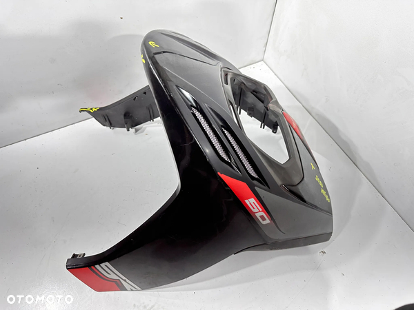 Czacha owiewka  Aprilia SR MOTARD 50  Piaggio TPH