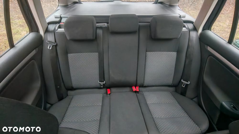Volkswagen Golf 1.6 TDI BlueMot Trendline - 22