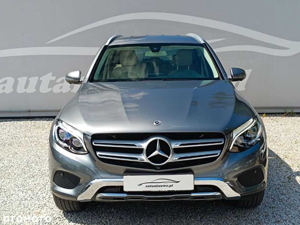Mercedes-Benz GLC - 11
