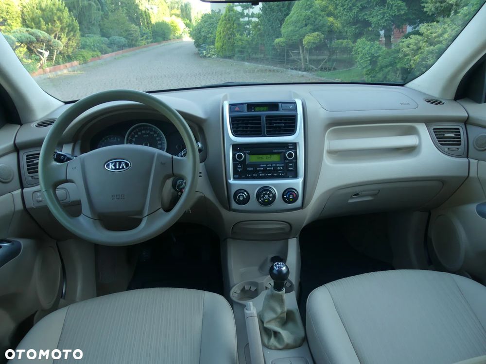 Kia Sportage 2.0 Expedition - 24
