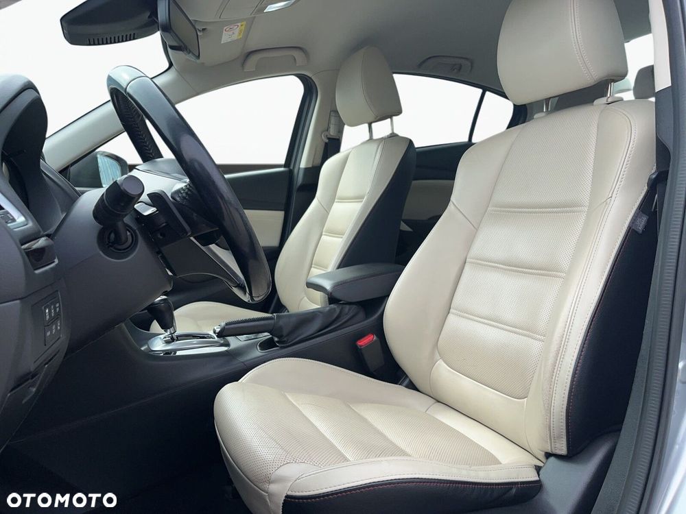 Mazda 6 - 12