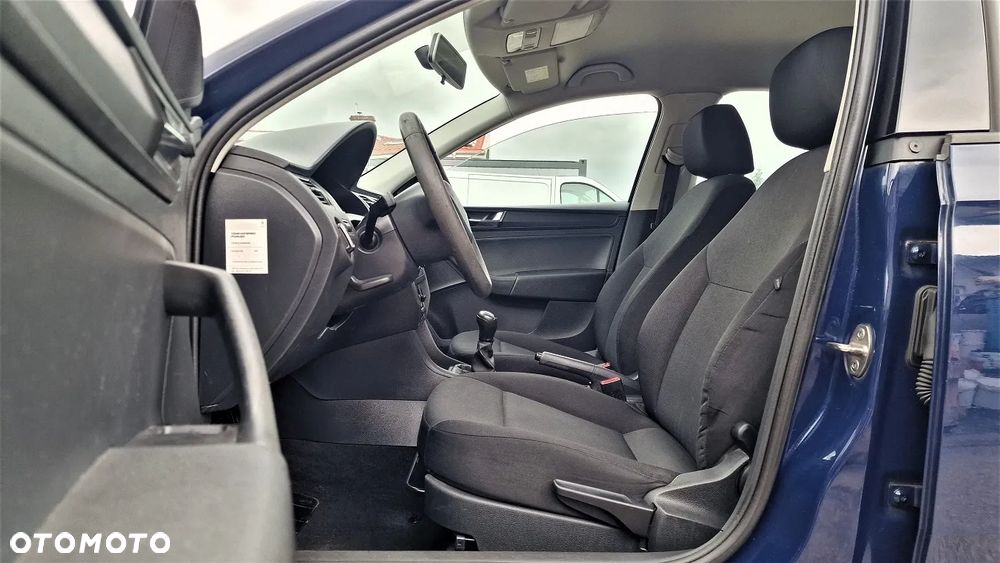 Skoda RAPID 1.0 TSI Ambition - 9