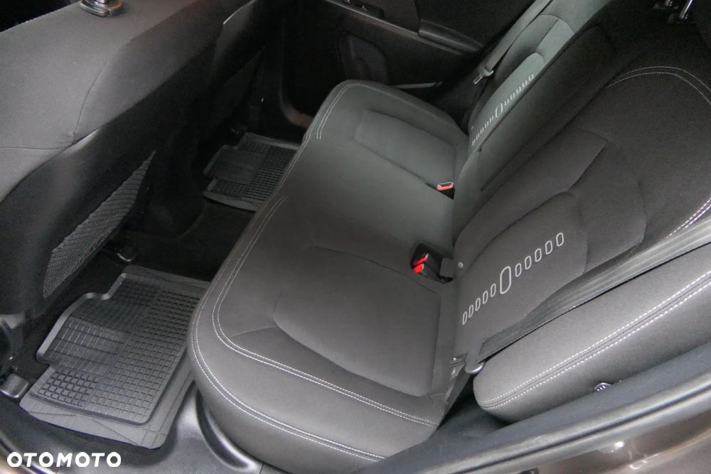 Kia Sportage 1.6 GDI Business Line L 2WD - 22
