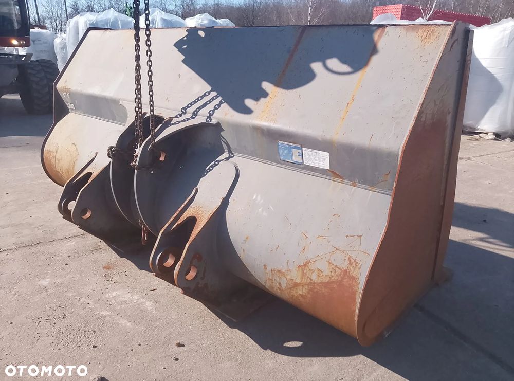 Łyżka Volvo L 110 L 120 L 150 - 3