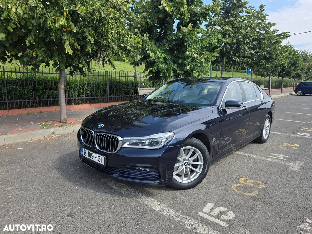 BMW Seria 7 740e iPerformance - 19