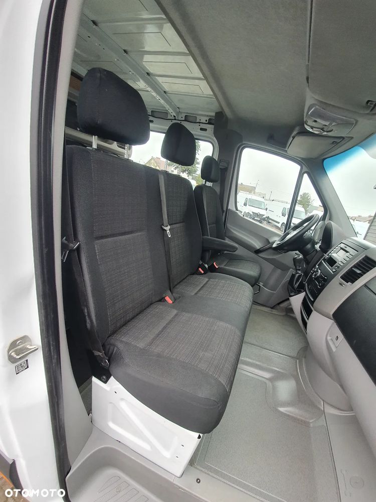 Mercedes-Benz Sprinter - 17