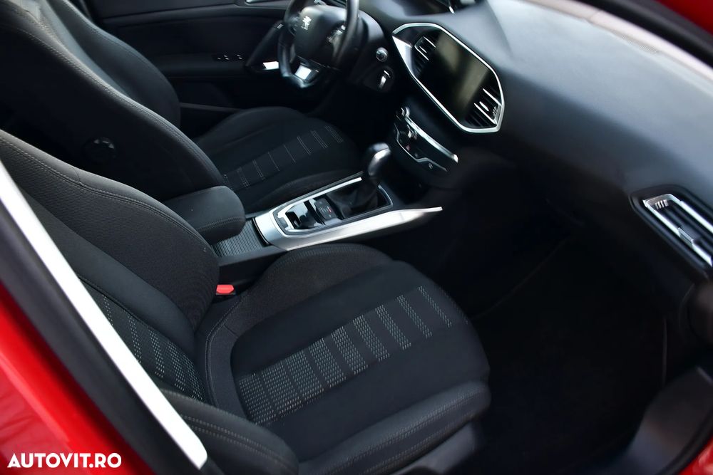 Peugeot 308 BlueHDi 130 EAT8 Stop & Start Allure - 13