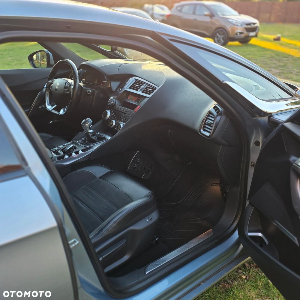 Citroën DS5 HDi 165 Business - 19