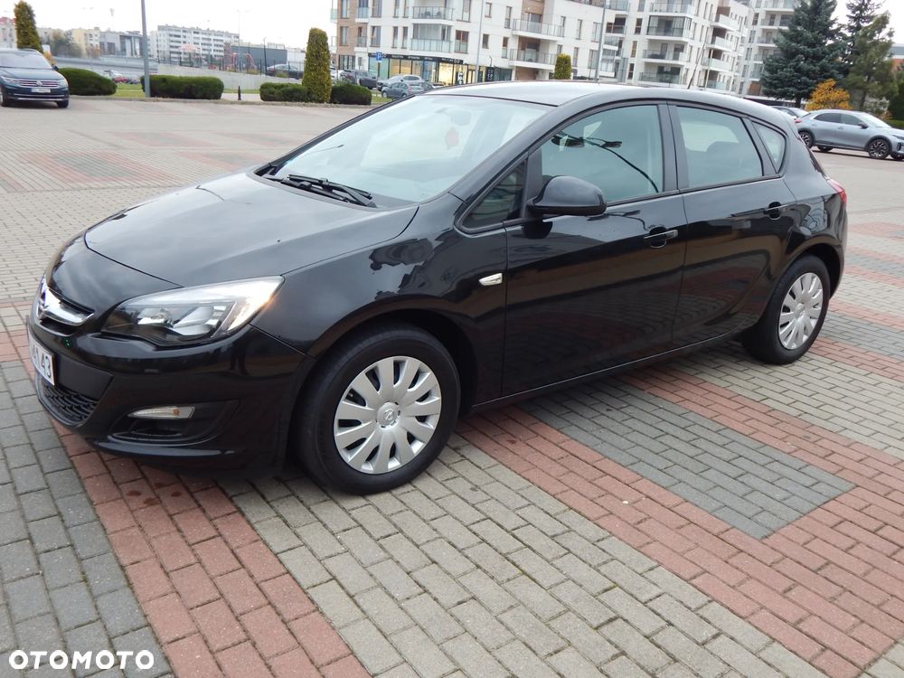 Opel Astra 1.6 Enjoy - 9