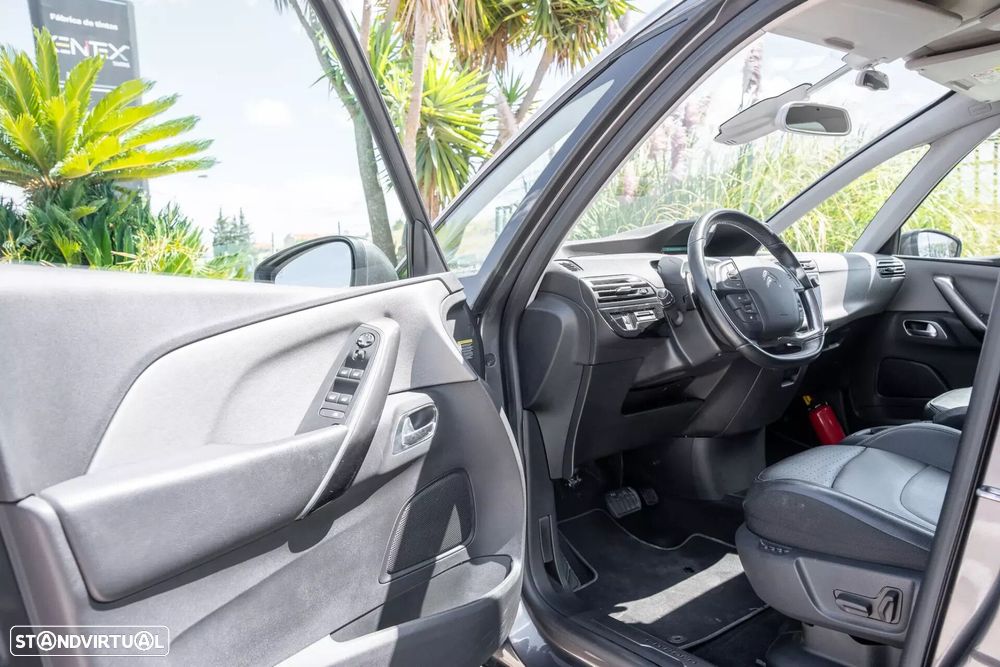 Citroën Grand C4 Spacetourer - 16