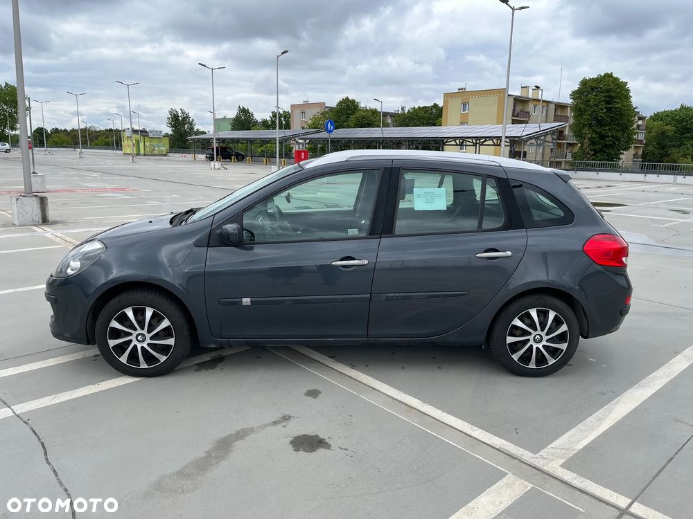 Renault Clio - 2